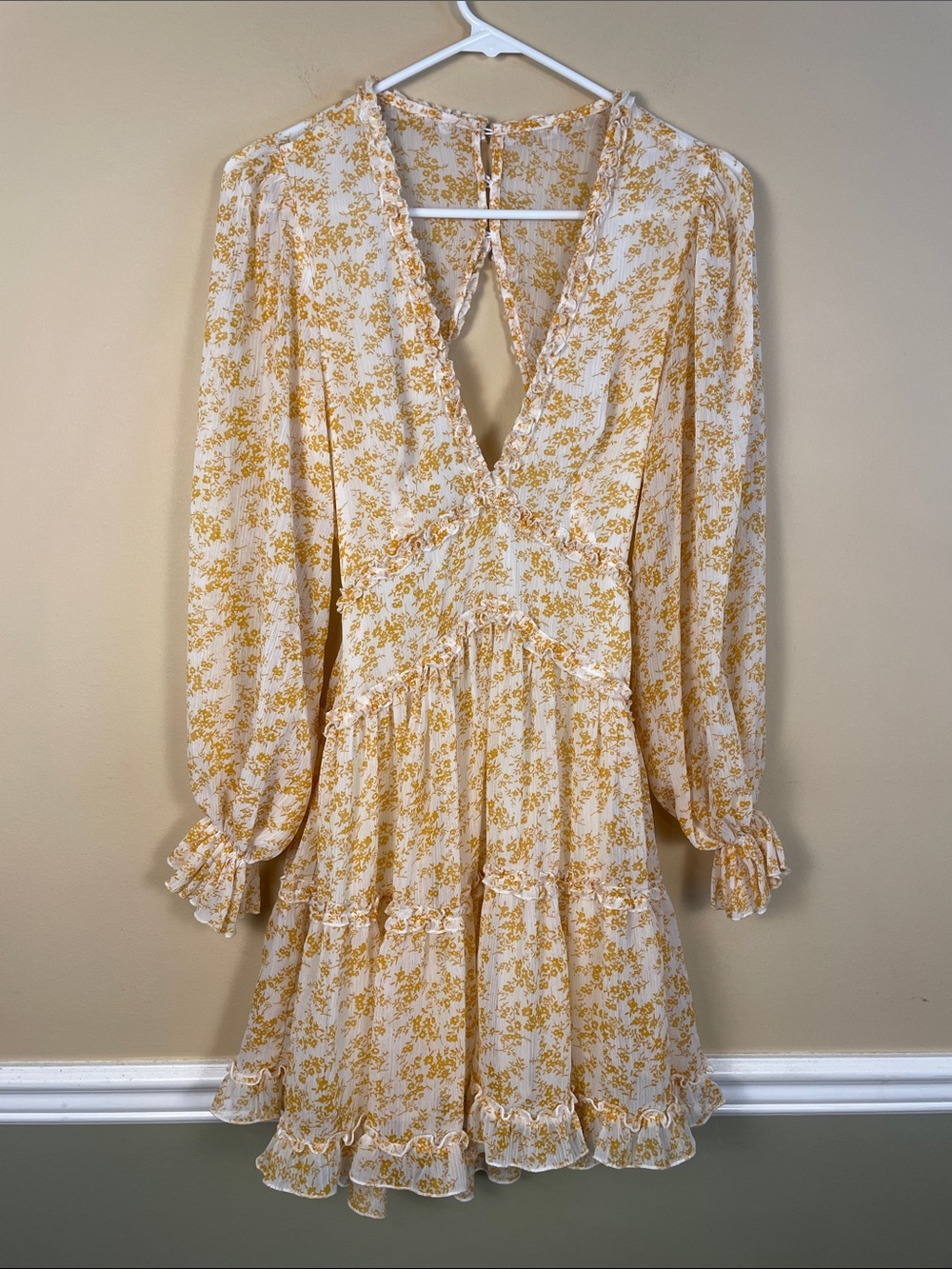 Windsor Women’s Boho Floral Yellow White Ruffle Detail V-Neck LS Mini Dress